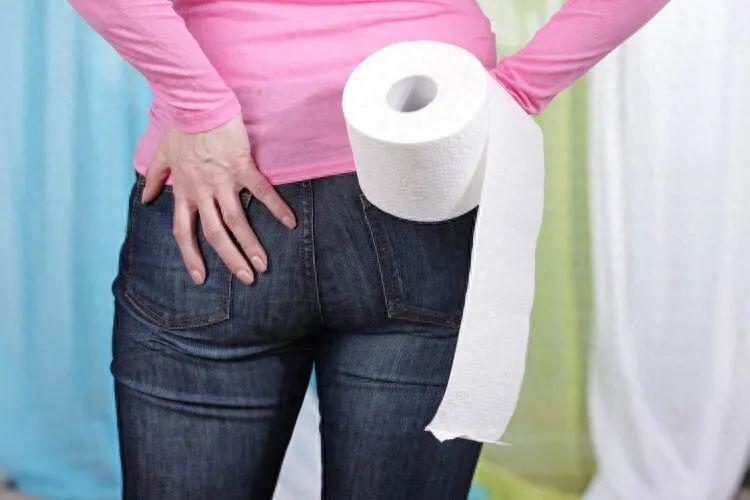 开云体育app安全下载-一天三四次！56岁大妈患上肛门癌，丈夫痛哭道：根本不知道有害