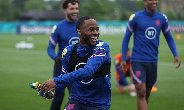 开云体育娱乐app安全-斯特林：人们对0比0平局反应过度 大赛没法场场赢